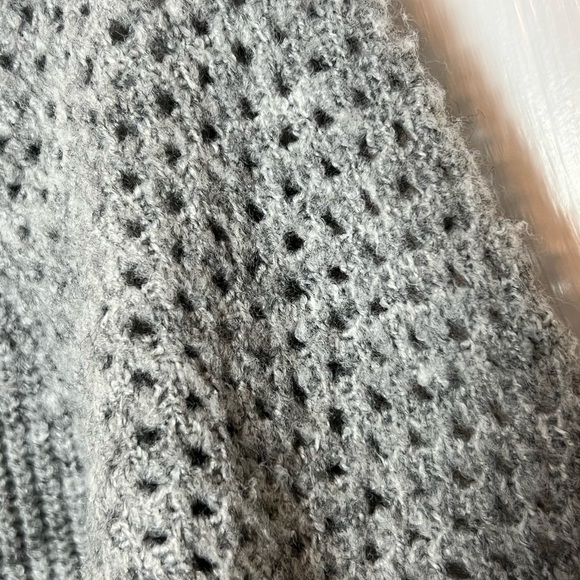 NANETTE LEPORE Crochet Shoulder Puff Sleeve Ribbed Crew Neck Pullover Sweater S - Picture 5 of 5